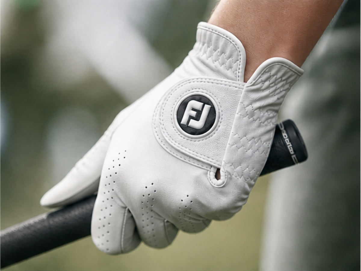Comment choisir ses gants de golf : cuir, taille et entretien pour un grip parfait